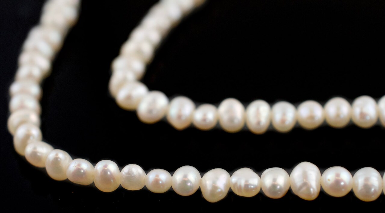 The Bead Chest Smooth White Japanese Pearl Heishi Beads: Vintage Collection with Lustrous Finish